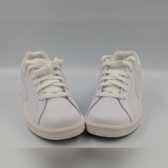 Nike Court Royale Triple White Sneakers Women’s 8 Leather Classic NEW - Picture 3 of 5